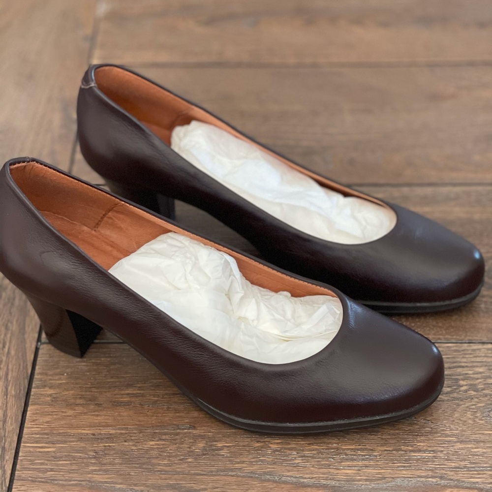 Punt Roma Round Toe Pump Court low Heels made in Spain 🇪🇸